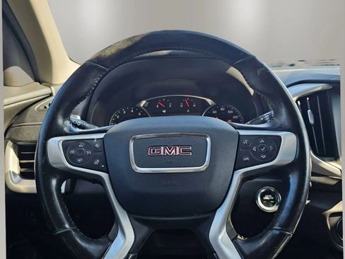 Used 2022 GMC Terrain SLT FWD image 15