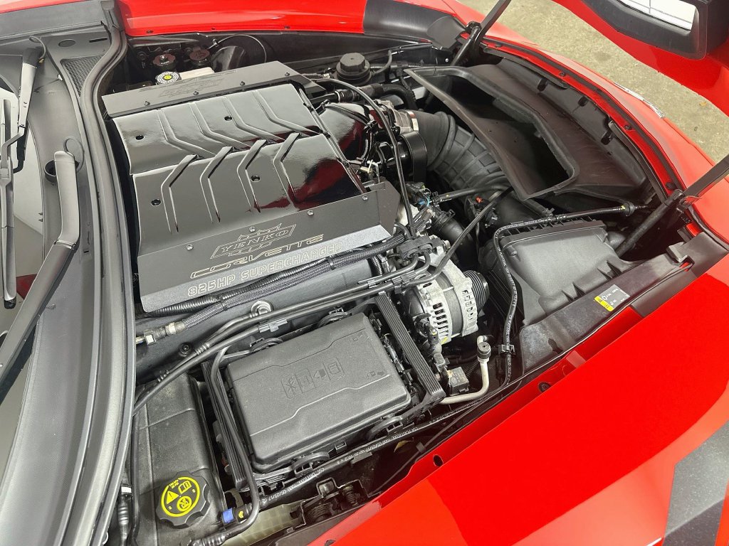 Used 2018 Chevrolet Corvette Grand Sport RWD image 10