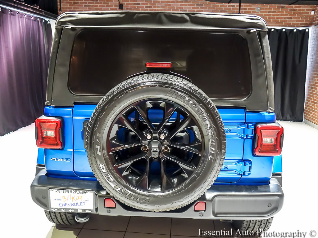 Used 2021 Jeep Wrangler Unlimited Sahara w/ Cold Weather Group AWD/4WD image 7