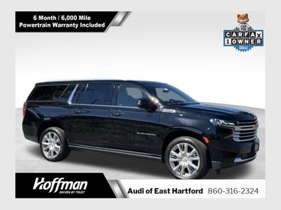 Used 2022 Chevrolet Suburban High Country w/ Premium Package 2