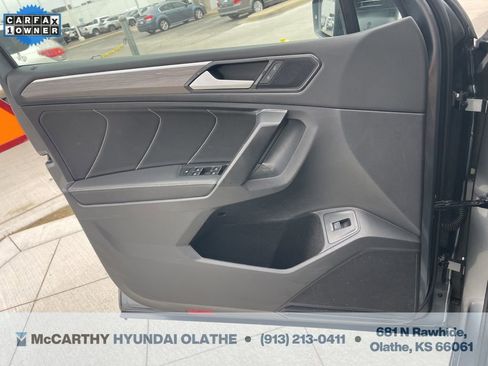 Used 2022 Volkswagen Tiguan SE R-Line image 37