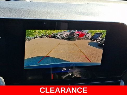 Used 2024 Chevrolet TrailBlazer LT AWD/4WD image 17