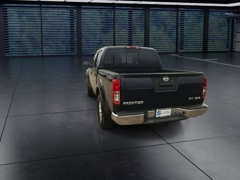 Used 2019 Nissan Frontier SV image 7