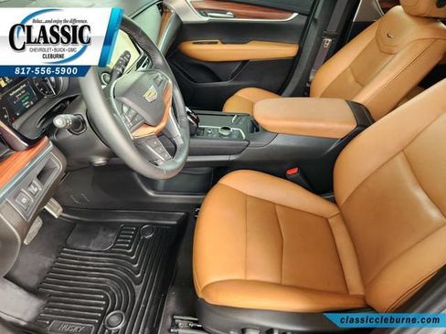 Used 2025 Cadillac XT5 Premium Luxury AWD/4WD image 14
