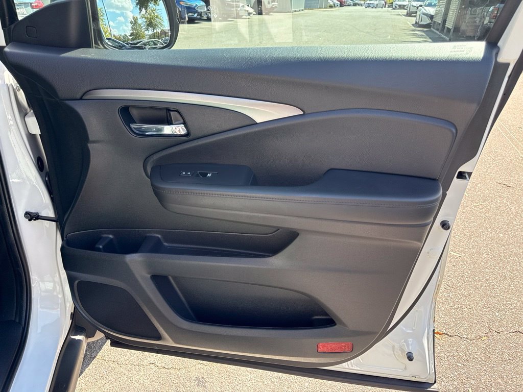 Used 2022 Honda Pilot Special Edition image 34