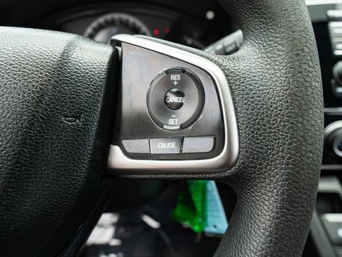 Used 2018 Honda CR-V LX image 45