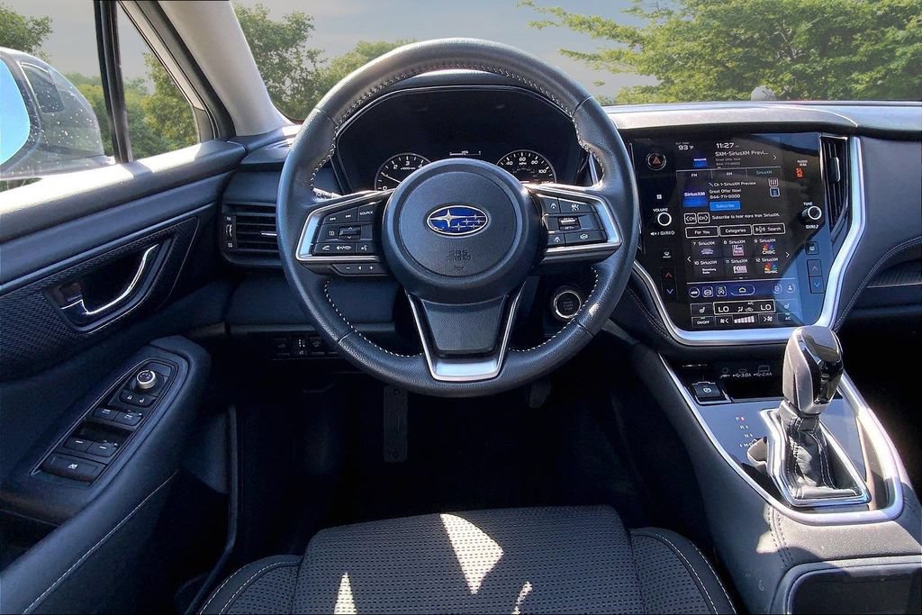 Used 2025 Subaru Outback Premium AWD/4WD image 8
