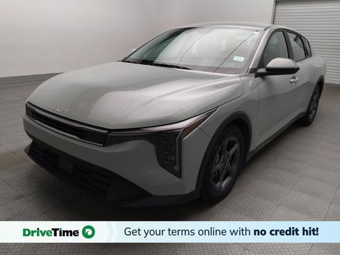 Used 2025 Kia K4 FWD image 1