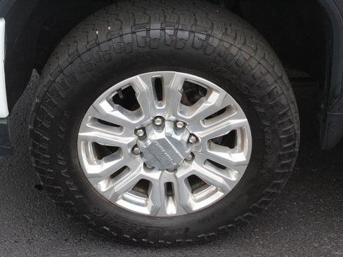 Used 2022 GMC Sierra 2500 Denali w/ Snow Plow Prep/Camper Package AWD/4WD image 11