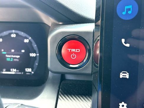 Certified 2025 Toyota Tacoma TRD Pro AWD/4WD image 14