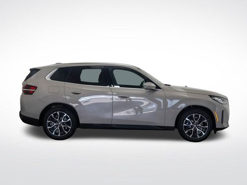 Used 2025 BMW X3 xDrive30i w/ Premium Package AWD/4WD image 6