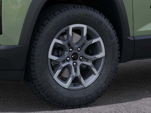 New 2026 Chevrolet Equinox ACTIV w/ Convenience Package III FWD image 9