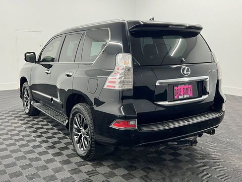 Used 2019 Lexus GX 460 Luxury AWD/4WD image 3