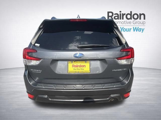Used 2020 Subaru Forester Premium AWD/4WD image 6