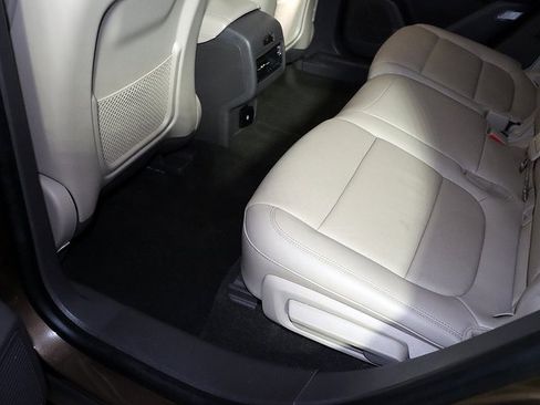 Used 2022 Lincoln Corsair AWD w/ Premium Package image 28