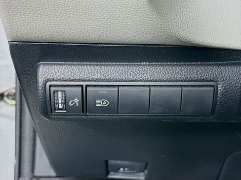 Certified 2023 Toyota Corolla LE AWD/4WD image 18