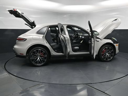 New 2026 Porsche Macan S AWD/4WD image 33