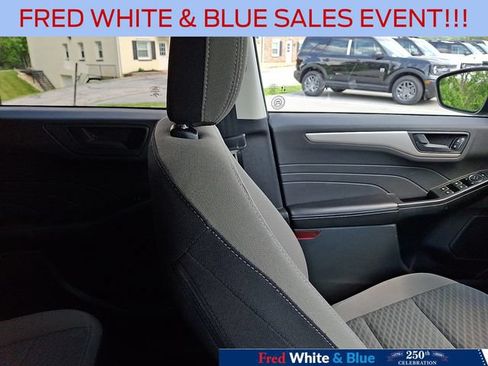Certified 2022 Ford Escape SE w/ Convenience Package AWD/4WD image 13