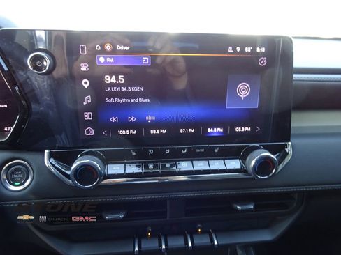 Used 2025 Chevrolet Colorado LT w/ LT Convenience Package AWD/4WD image 27