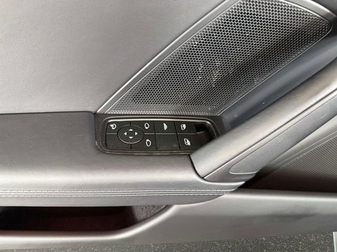 Used 2025 Porsche 911 Carrera 4 GTS image 38