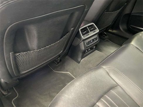 Used 2024 Audi A6 Premium Plus image 16