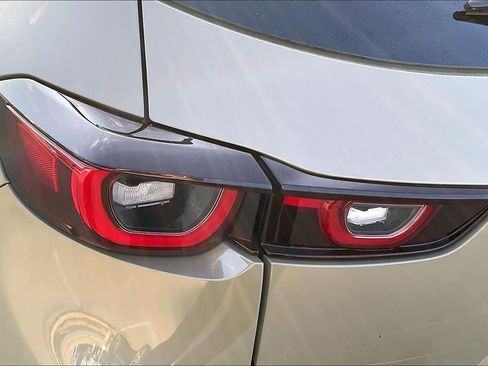 Used 2025 MAZDA CX-50 Meridian Edition w/ Apex Package image 28