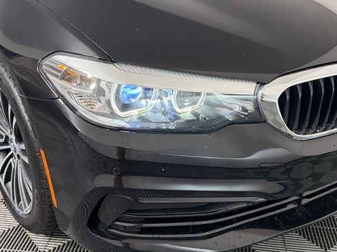 Used 2019 BMW 530e RWD image 24