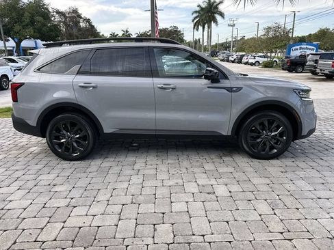 Used 2023 Kia Sorento SX Prestige AWD/4WD image 14