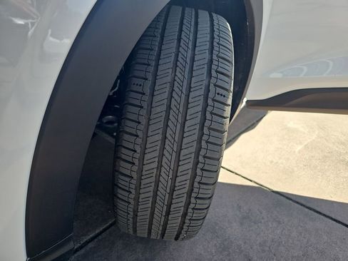 New 2027 Chevrolet Bolt LT image 33