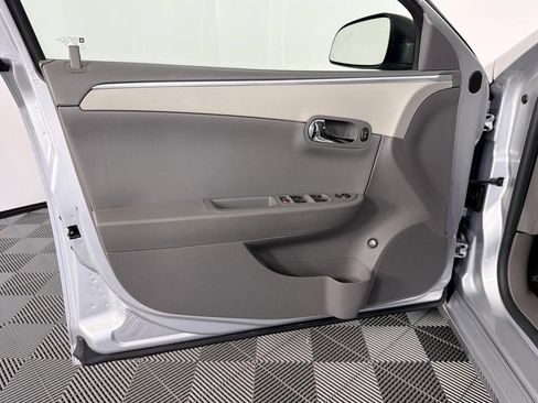 Used 2012 Chevrolet Malibu LS FWD image 19