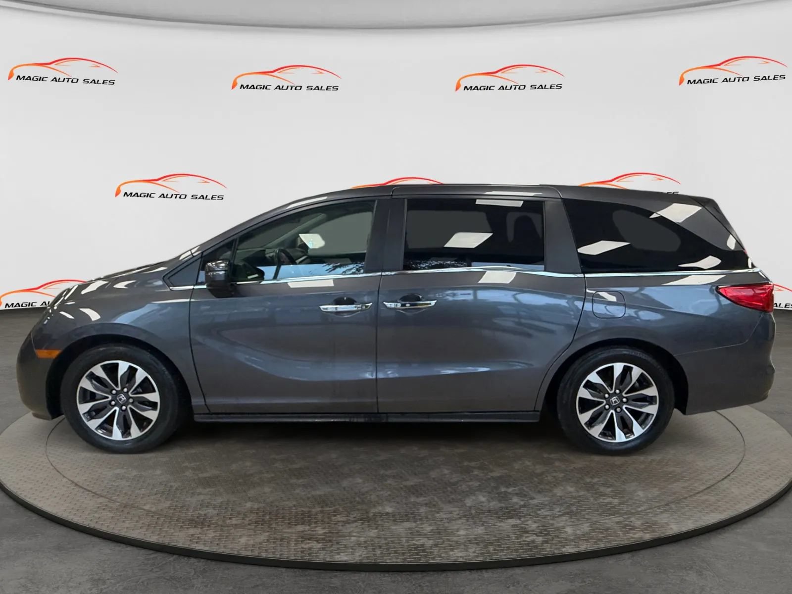 Used 2021 Honda Odyssey EX-L image 7