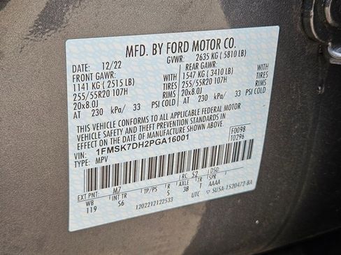 Used 2023 Ford Explorer XLT w/ Equipment Group 202A RWD image 24