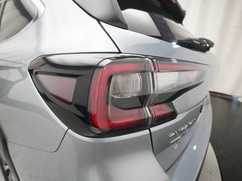 Used 2025 Subaru Outback Premium image 32