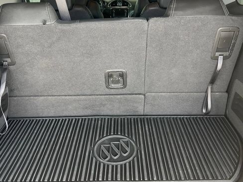 Used 2015 Buick Enclave Leather FWD image 11