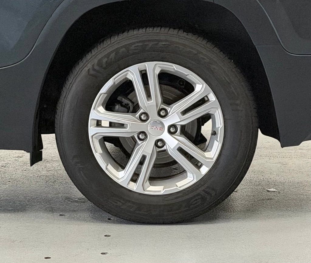 Used 2019 GMC Terrain SLE w/ Driver Convenience Package FWD image 6