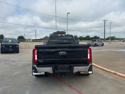 Used 2023 Ford F350 XL w/ FX4 Off-Road Package AWD/4WD image 6