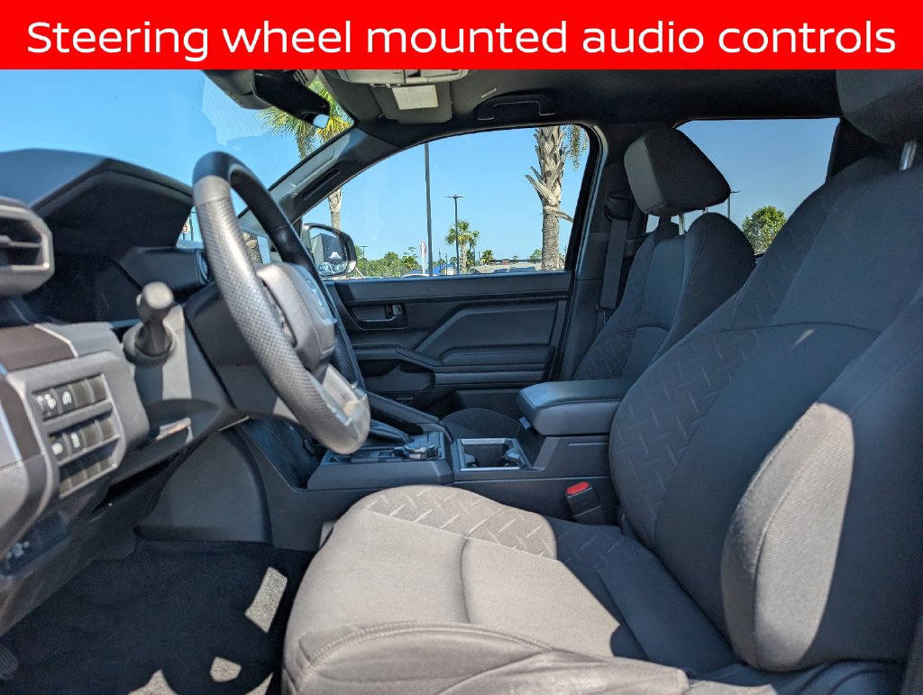 Used 2025 Toyota Tacoma SR5 AWD/4WD image 16