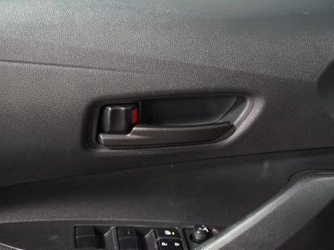 Certified 2022 Toyota Corolla LE FWD image 28