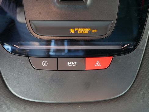 Certified 2023 Kia Sportage X-Line w/ X-Line Premium Package image 33