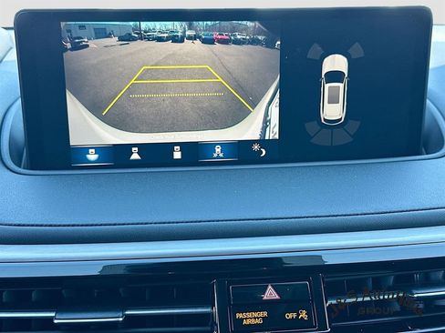 Used 2023 Acura MDX SH-AWD w/ Technology Package image 19