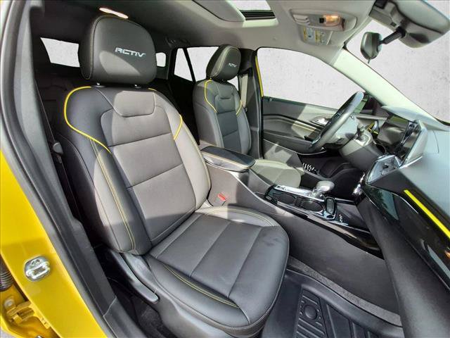 Used 2025 Chevrolet Trax ACTIV w/ Sunroof Package FWD image 20