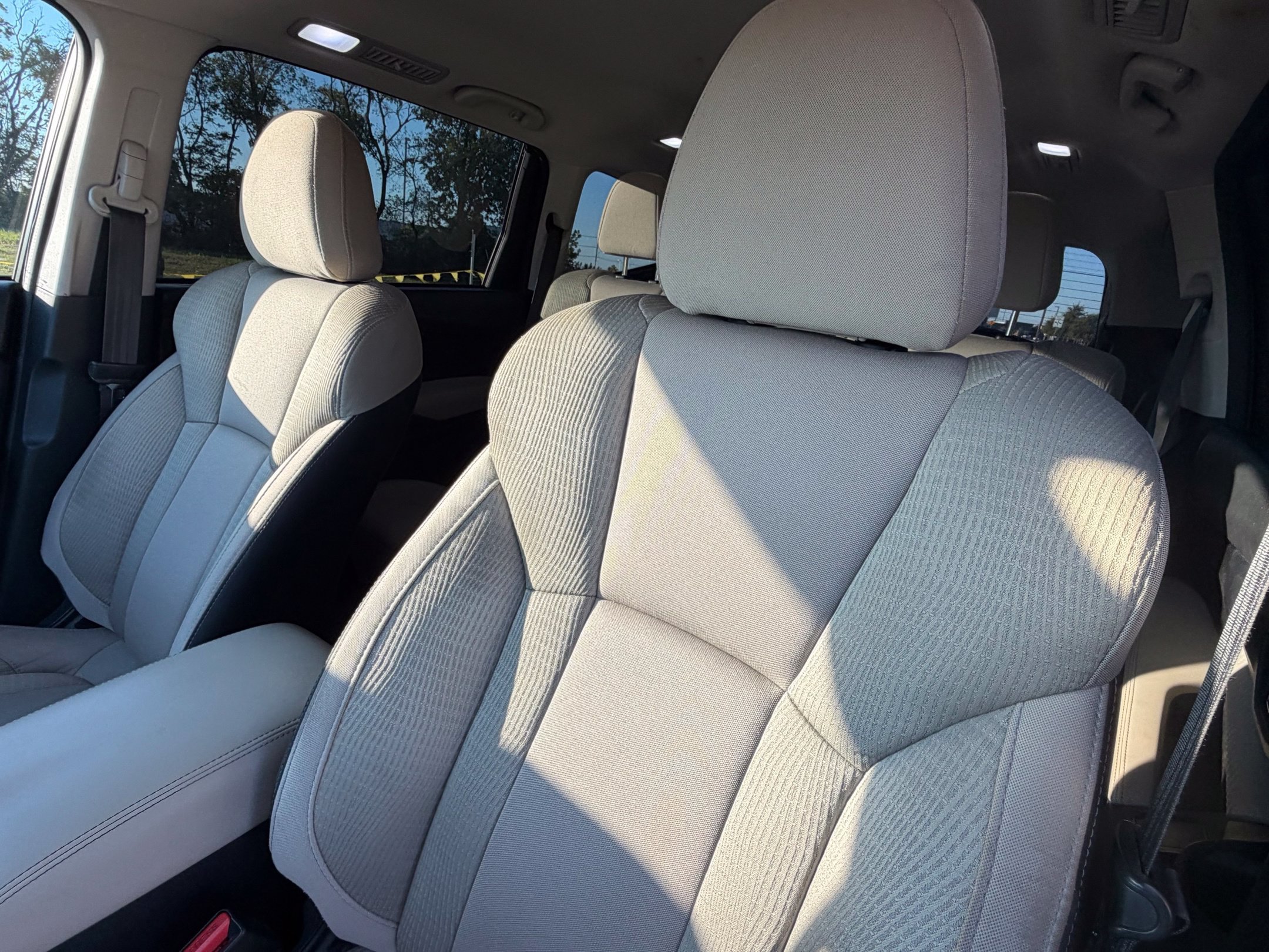 Used 2021 Subaru Ascent Premium w/ Convenience Package AWD/4WD image 10