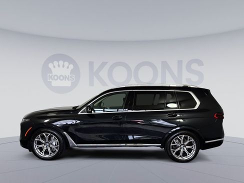 Used 2024 BMW X7 xDrive40i w/ Premium Package AWD/4WD image 2