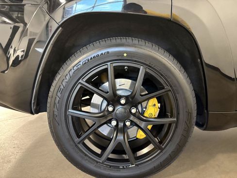 Used 2018 Jeep Grand Cherokee Trackhawk AWD/4WD image 51