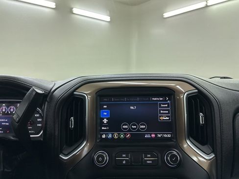 Used 2019 Chevrolet Silverado 1500 High Country w/ Trailer Camera Package image 42