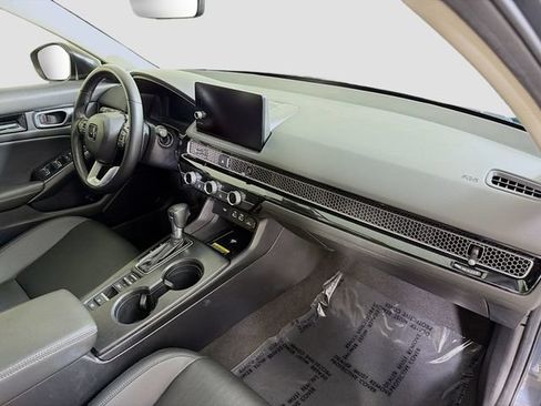 Used 2024 Honda Civic Touring image 30