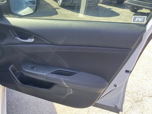 Used 2019 Honda Insight EX image 15