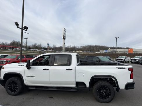 New 2026 Chevrolet Silverado 2500 LT w/ Trail Boss Package AWD/4WD image 10