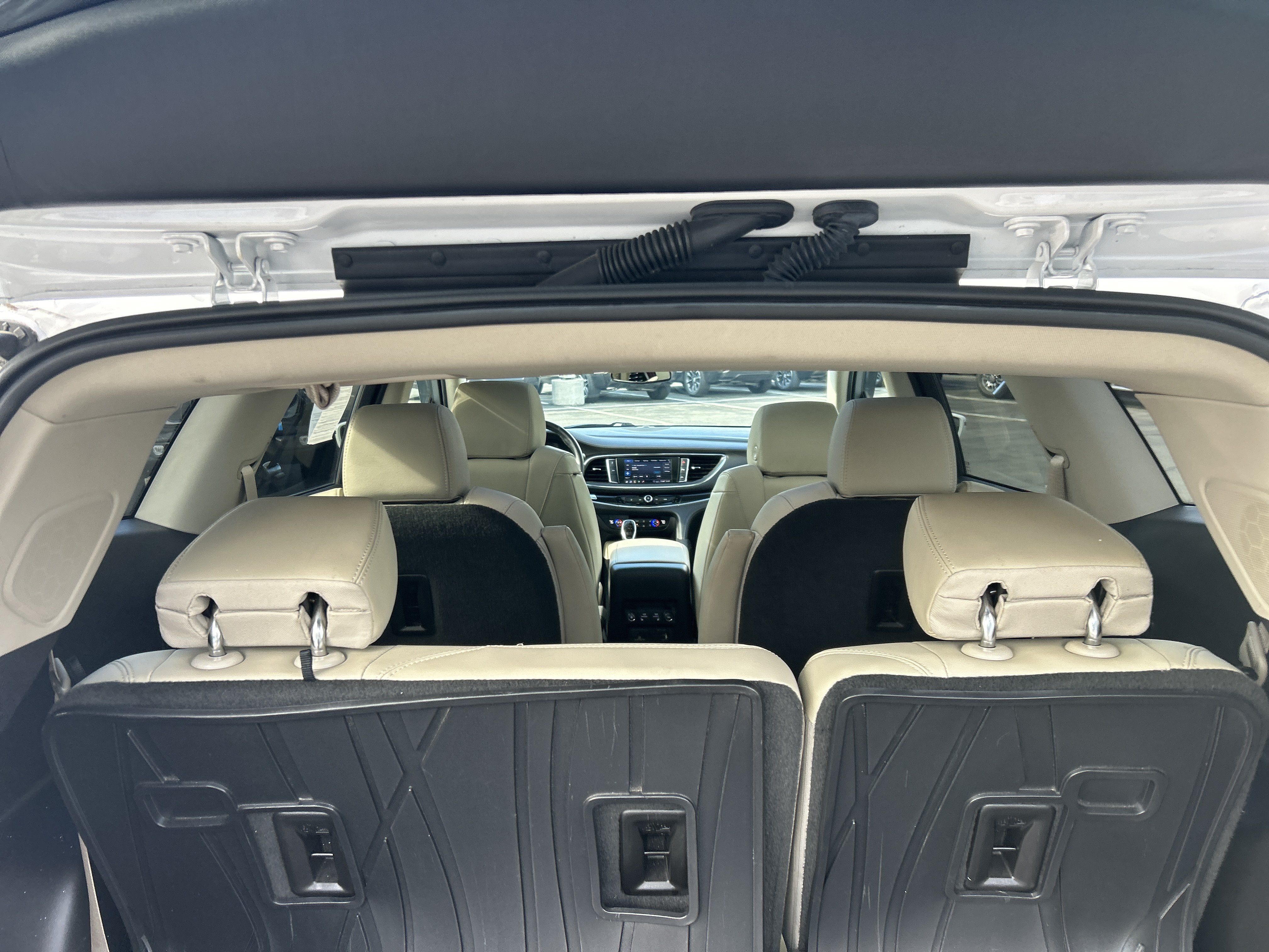 Used 2020 Buick Enclave Premium w/ Sun and Sites Package AWD/4WD image 10
