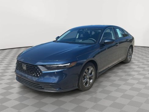 Used 2024 Honda Accord EX image 18